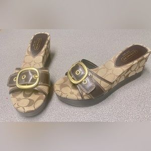 Coach Preowned Tan Signature Wedge Sandsls